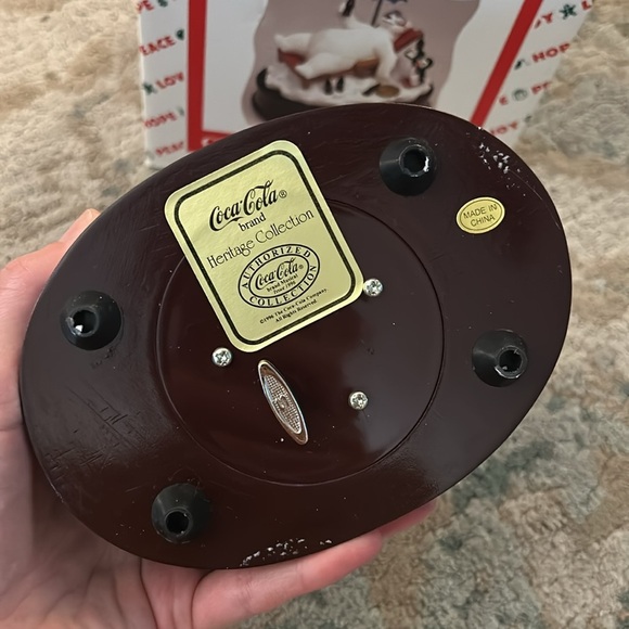 VTG House of Lloyd Christmas Around the World Coca Cola Cool Break Musical 1997 - Picture 4 of 10